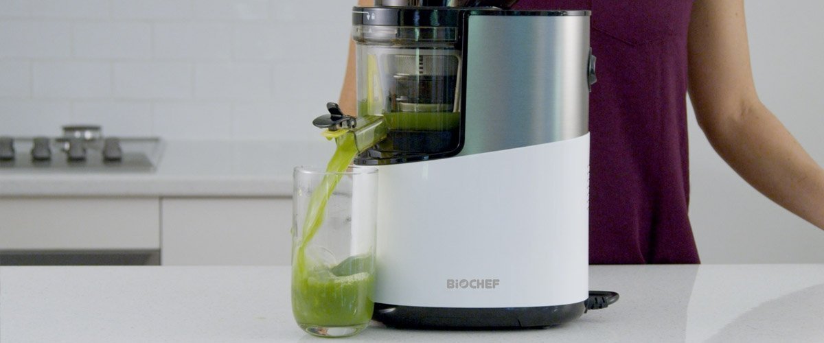 BioChef Atlas PRO Whole Slow Juicer Зеленый сок